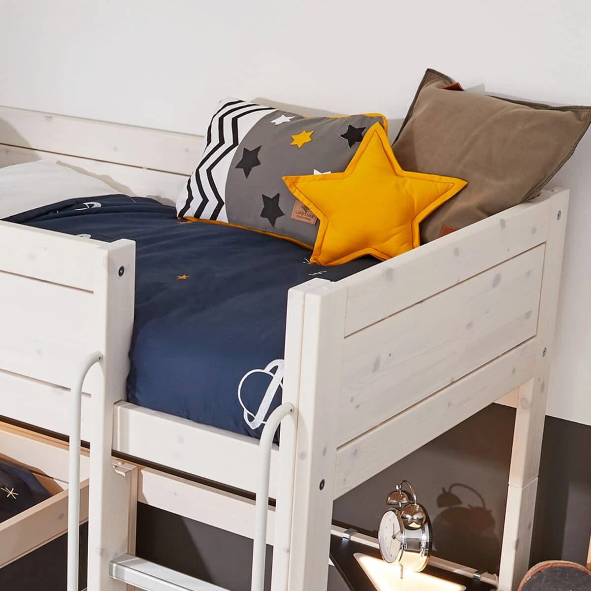 Lifetime medium loft bed Space Dream with roller floor and base bed whitewash