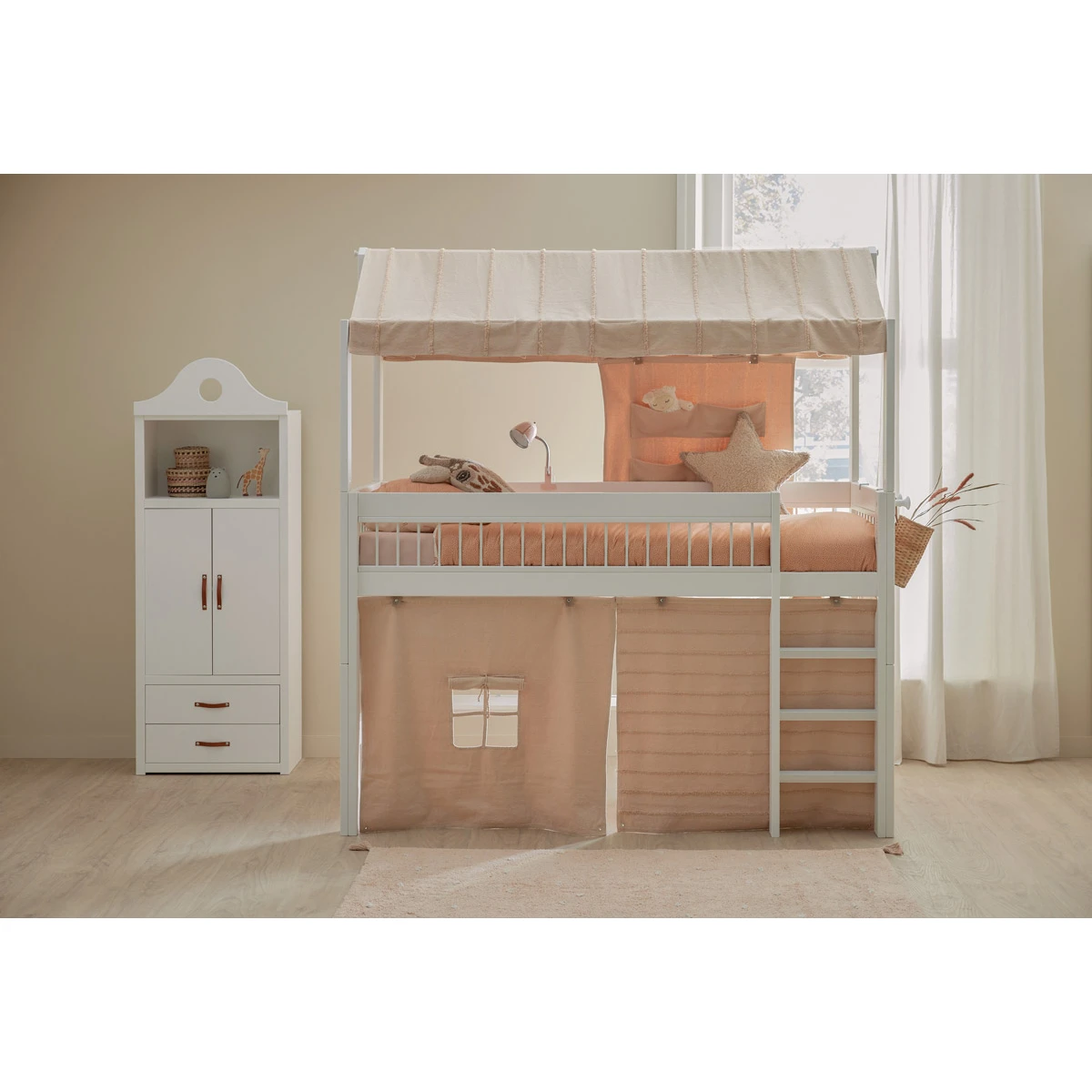 Letto semi alto KOMBO con piccolo armadio Lifetime Breeze 90 x 200 cm telaio a doghe standard bianco