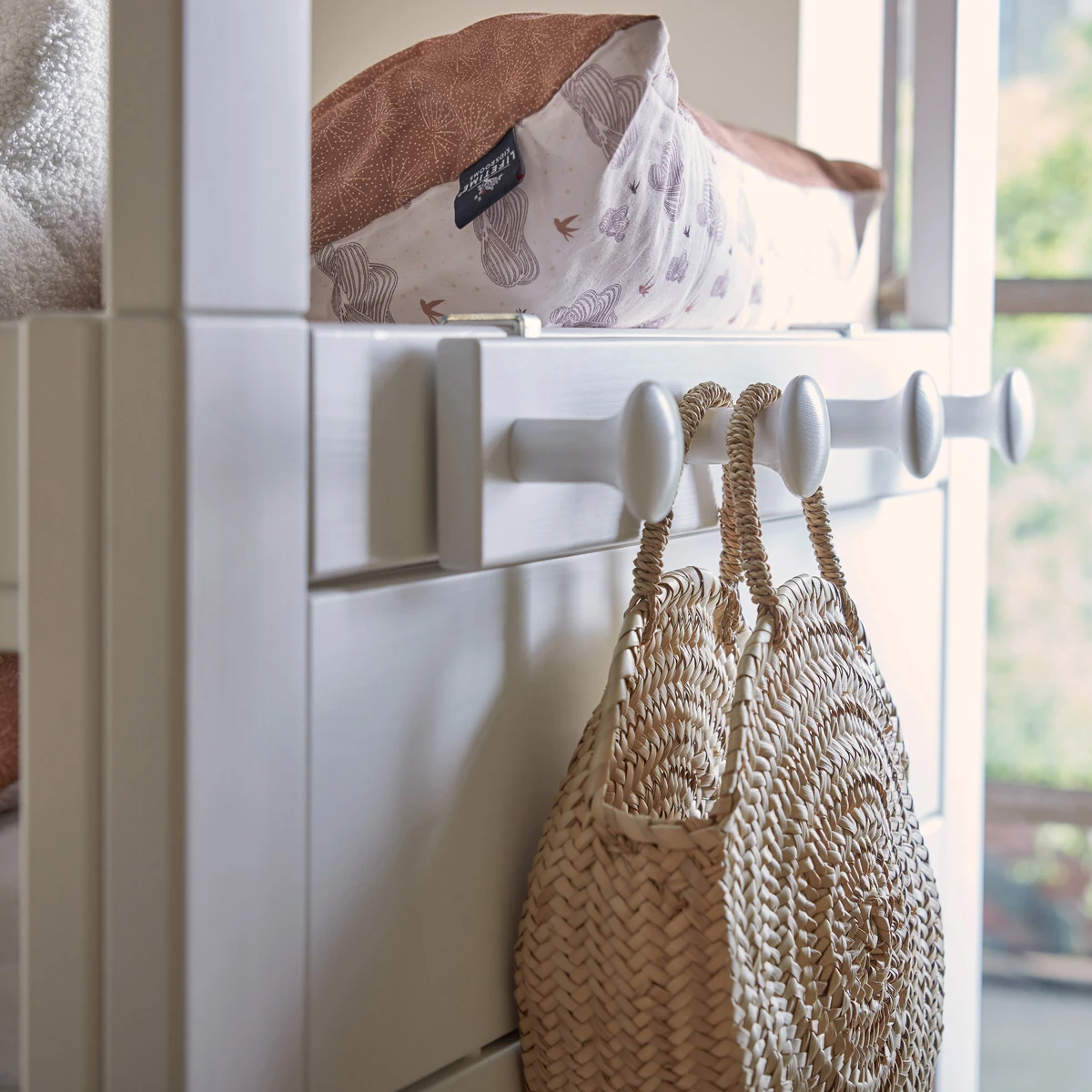 Letto a mezza altezza Lifetime 4 in 1 con baldacchino in tessuto, Happy Rabbit KOMBO 1 con rete a doghe standard bianco