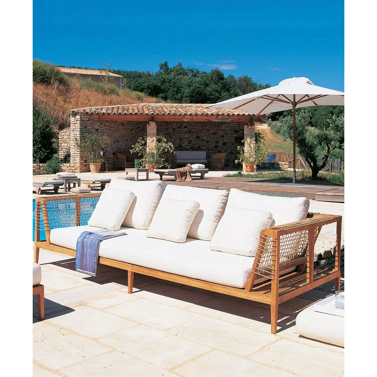 Unopiù Synthesis Sofa: Elegant Teak & Waprolace, 260 cm Length