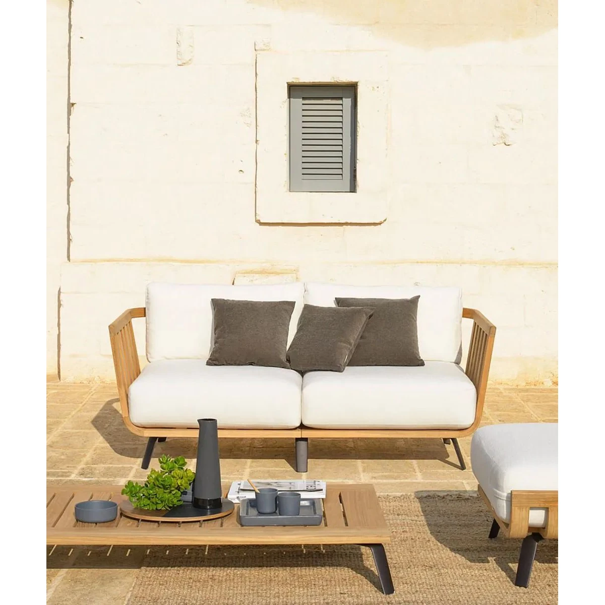 Unopiù Welcome - Small Right Teak Wood Module with seat and backrest cushions