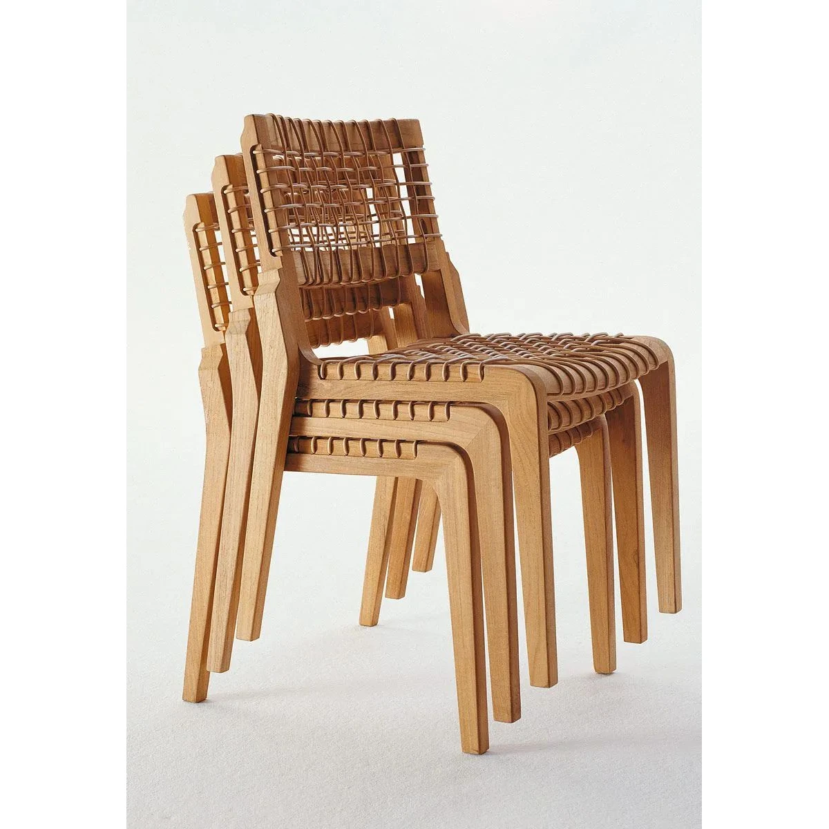 Synthesis Chair by Unopiù: Elegant Teak & Waprolace Design