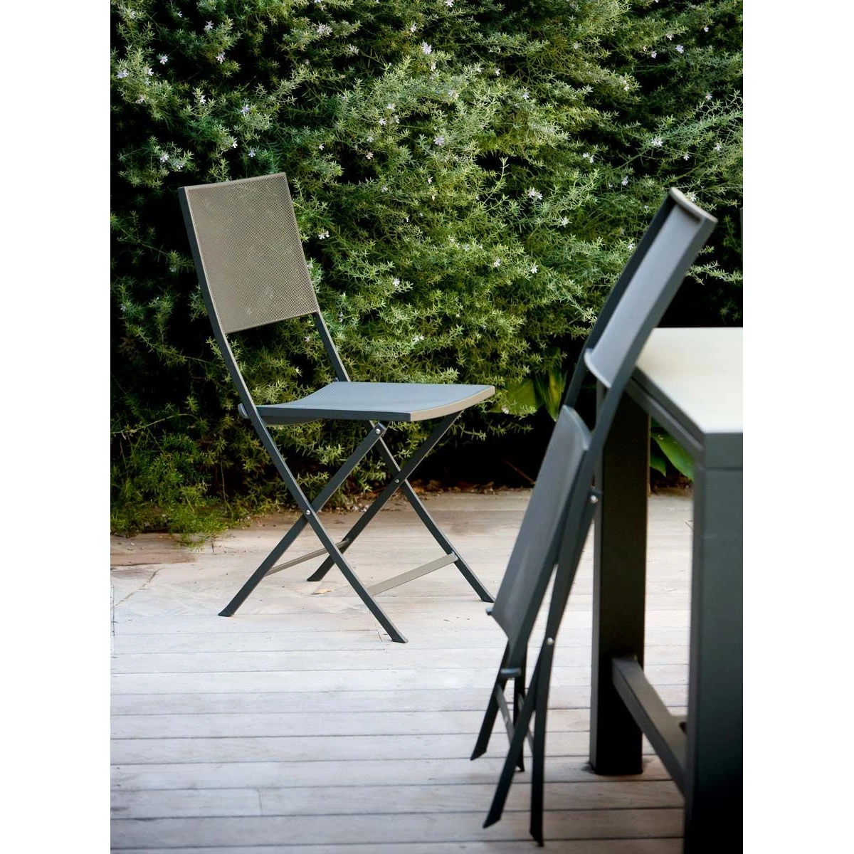 Chaise Conrad Unopiù pliante, graphite