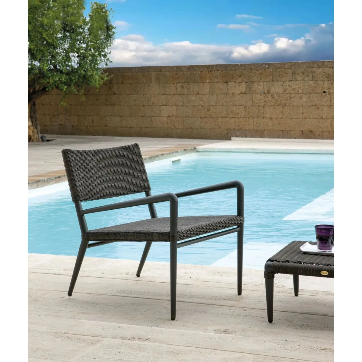 Discover the Armchair Experience Collection by Unopiù in WaProLace