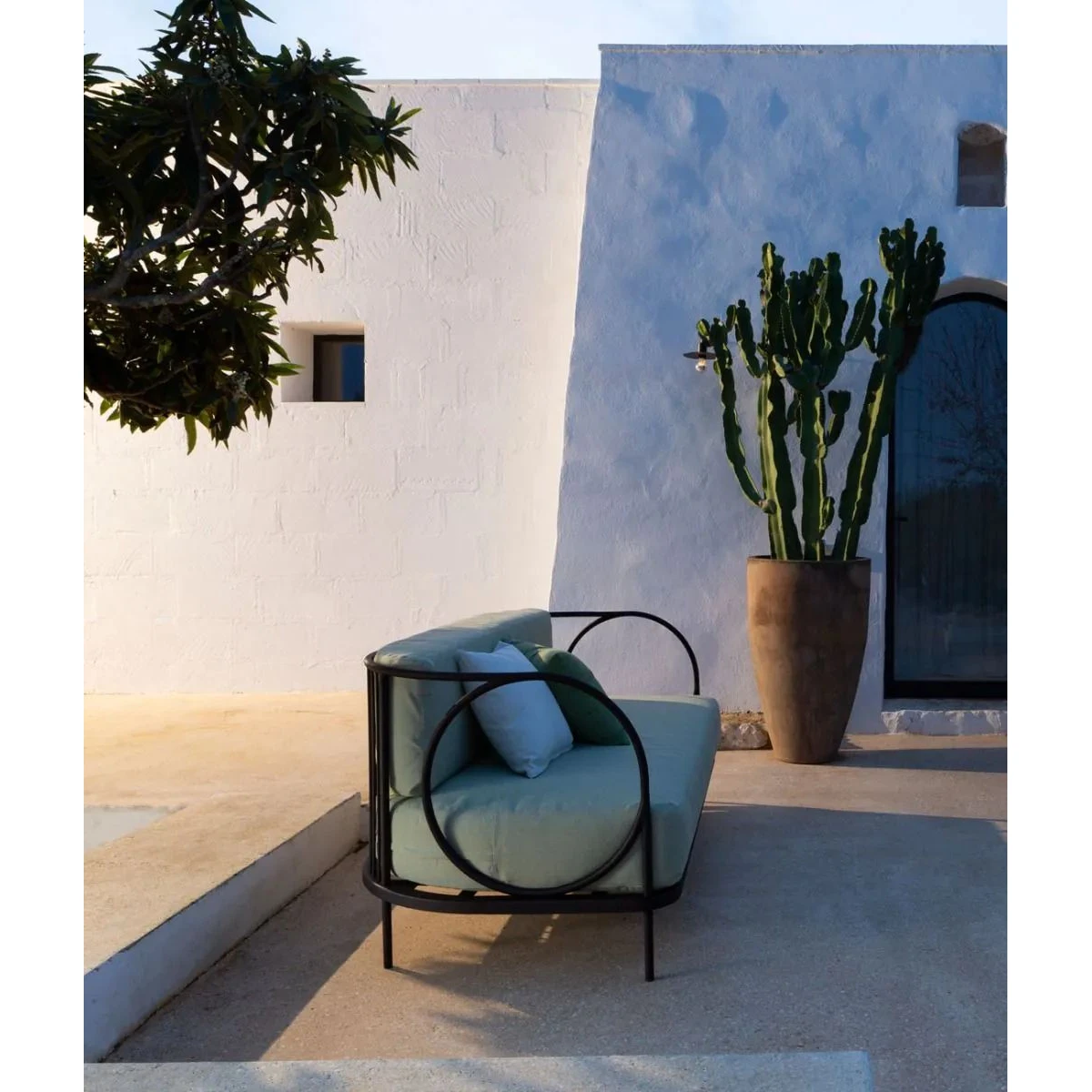 Canapé Ariete en fer bronze sans coussin d'assise