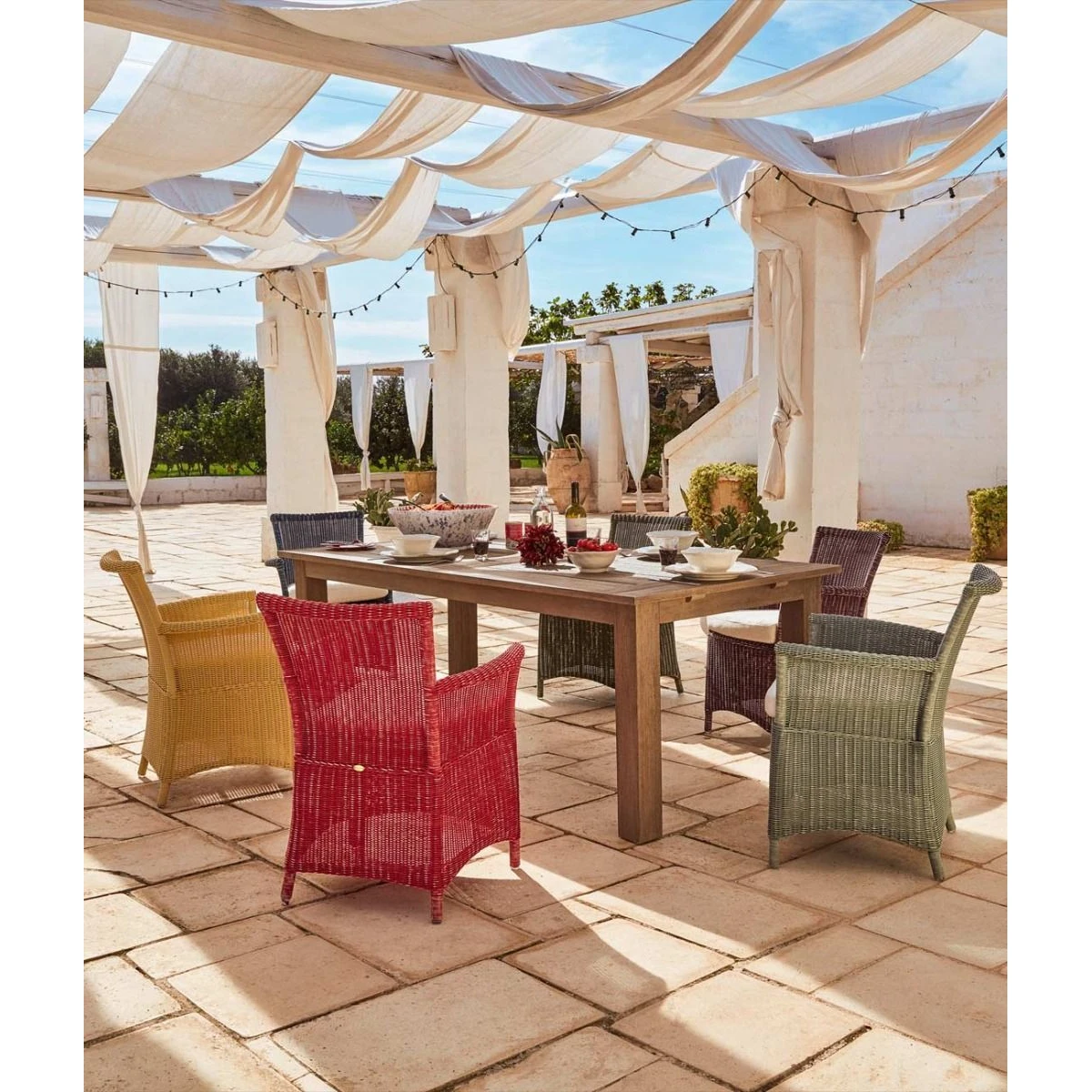 Poltroncina Capri Unopiù prugna in WaProLace