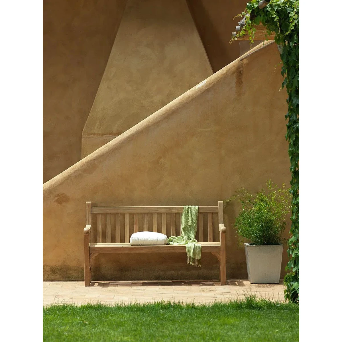 Divano Chelsea Unopiù cm 155 di teak - Mobili da giardino in teak
