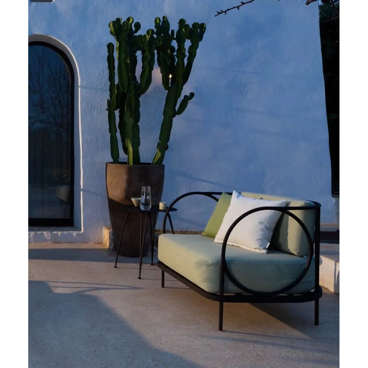 Unopiù Ariete Round Iron Coffee Table Bronze Garden Furniture Living Room Table