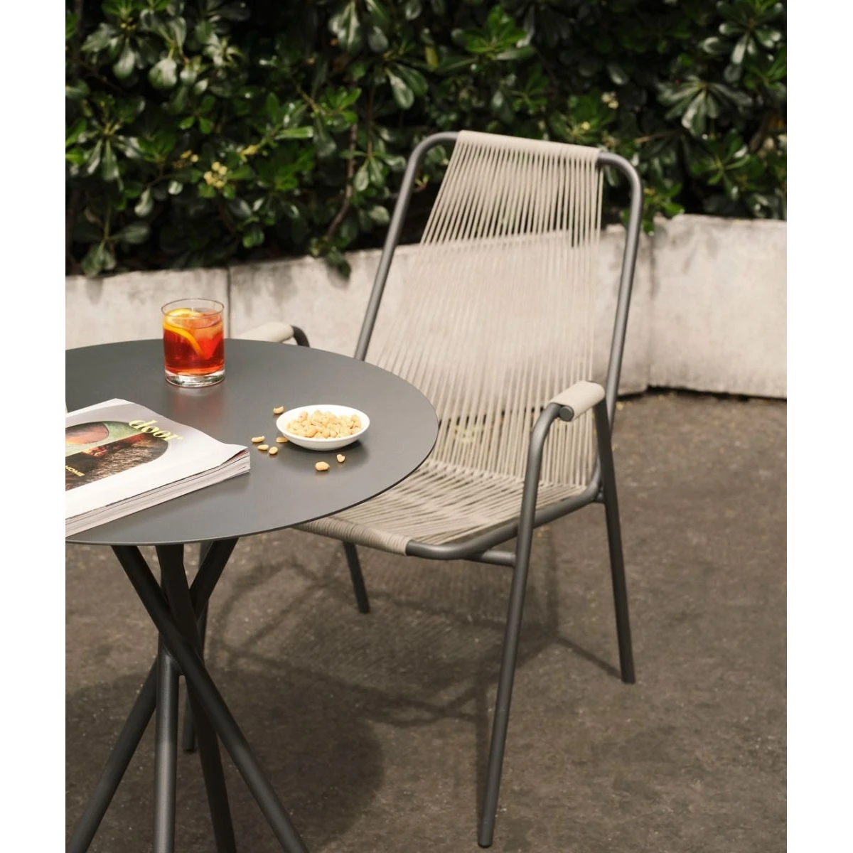 Unopiù Coco Armchair in steel and rope - graphite/beige