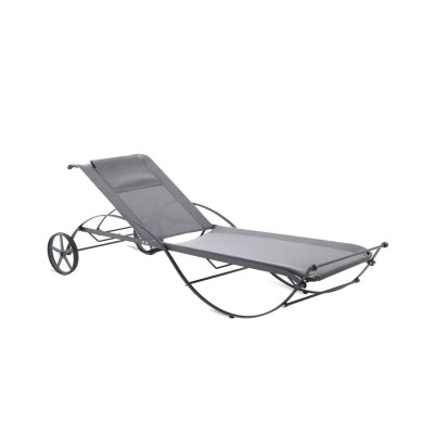Elegant Wrought Iron Garden Sunlounger Aurora by Unopiù with Upholstery