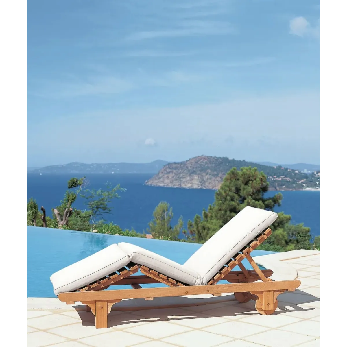 Chelsea Lounger - Teak Outdoor Relaxation | Unopiù