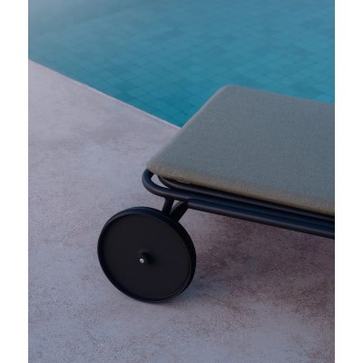 Unopiù Coco Sunlounger graphite with cord ecru