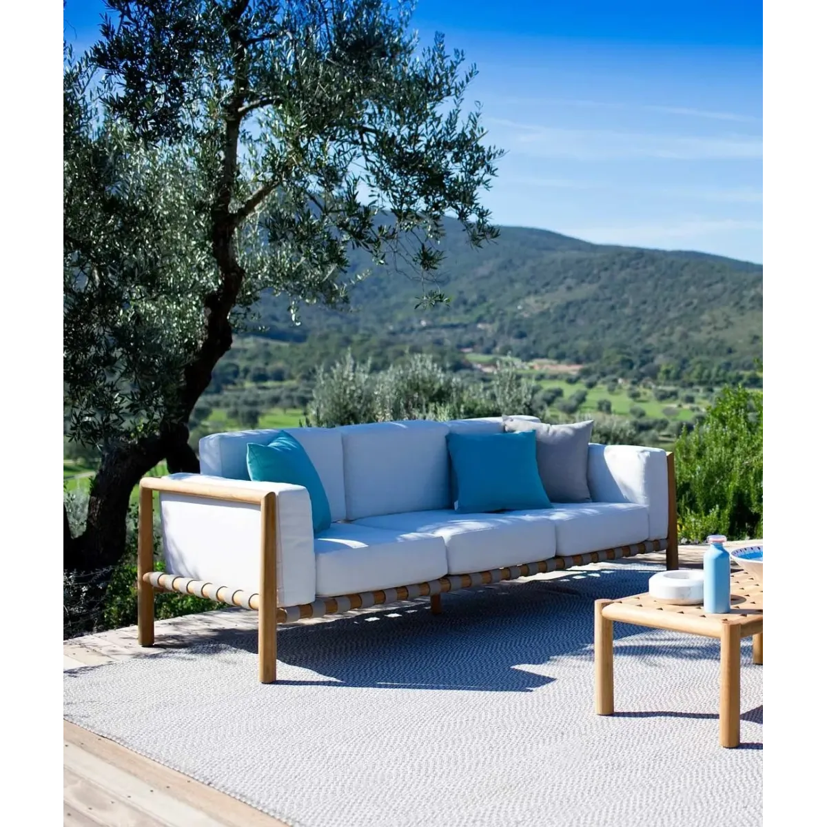 3er-Sitzbank Pevero von Unopiù – Eleganz & Komfort für Ihren Garten