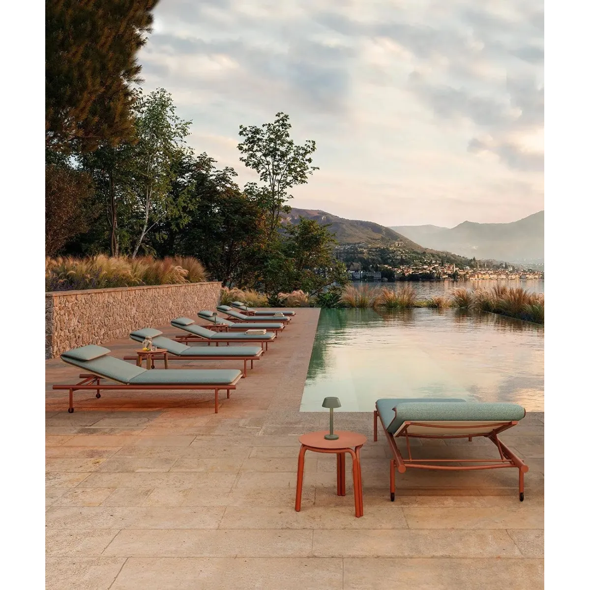 Salò Round Coffee Table - Sand-Coloured Aluminium by Unopiù