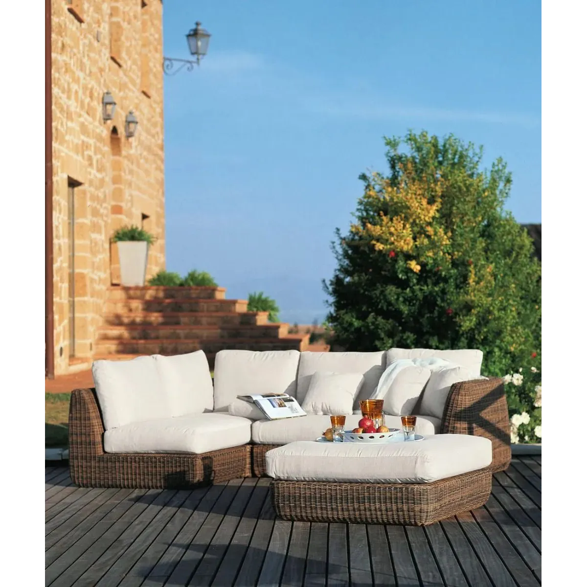 Module d'angle avec coussin Agorà de Unopiù en Waprolace, couleur tropical brown