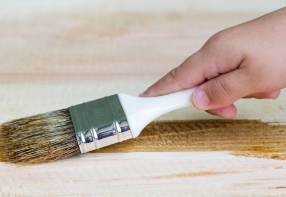 Maintaining wooden furniture - preserving its natural beauty